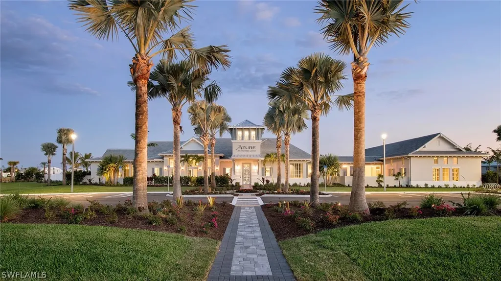 9051 Redonda Drive Naples FL 34114