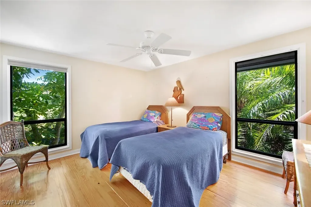 1031 Bird Watch Way Sanibel FL 33957