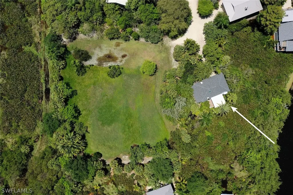 1031 Bird Watch Way Sanibel FL 33957