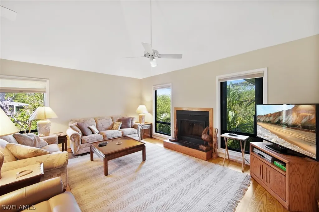 1031 Bird Watch Way Sanibel FL 33957