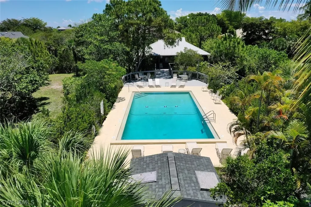 1031 Bird Watch Way Sanibel FL 33957