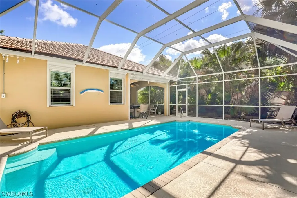 796 96th Avenue N Naples FL 34108
