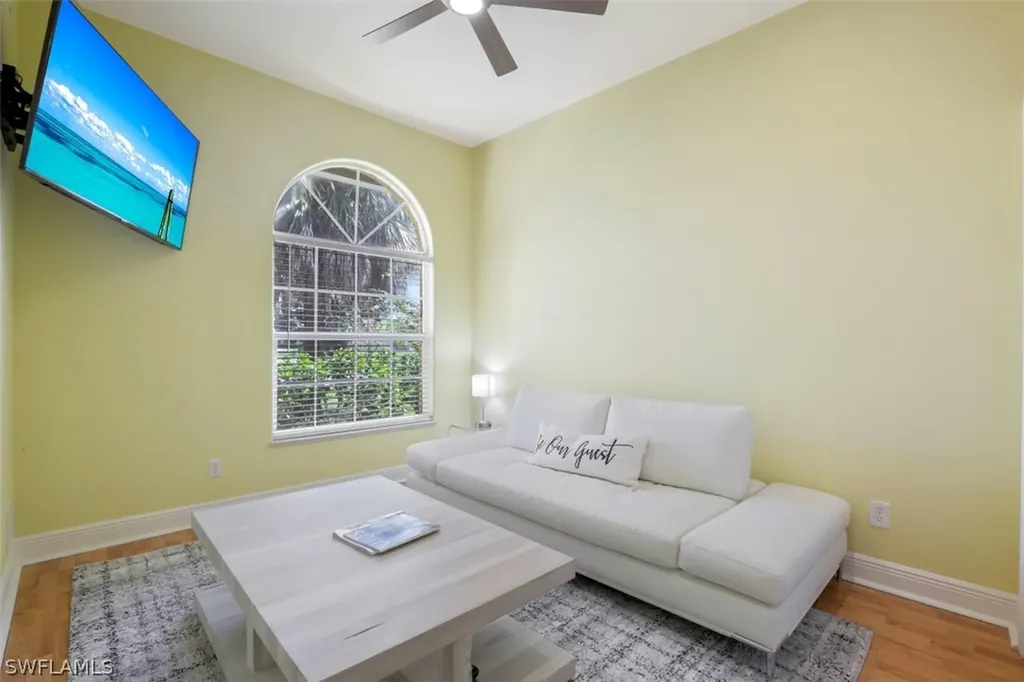 796 96th Avenue N Naples FL 34108