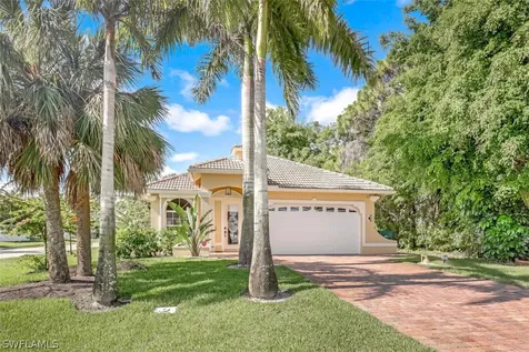 796 96TH Avenue N Naples FL 34108