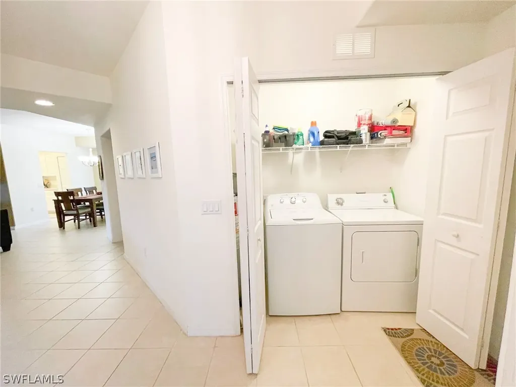 9582 Hemingway Lane Fort Myers FL 33913