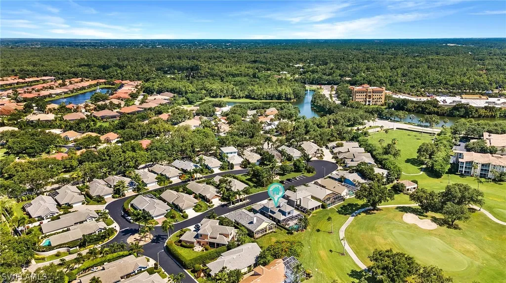 62 Fountain Circle Naples FL 34119