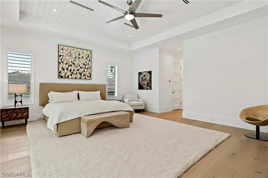 4234 Crayton Road Naples FL 34103