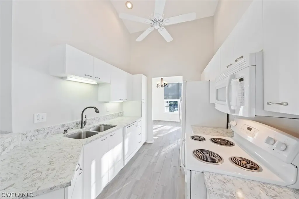 65 Silver Oaks Circle Naples FL 34119