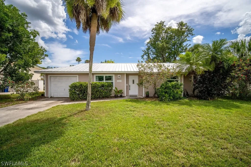 19060 Dogwood Road Fort Myers FL 33967