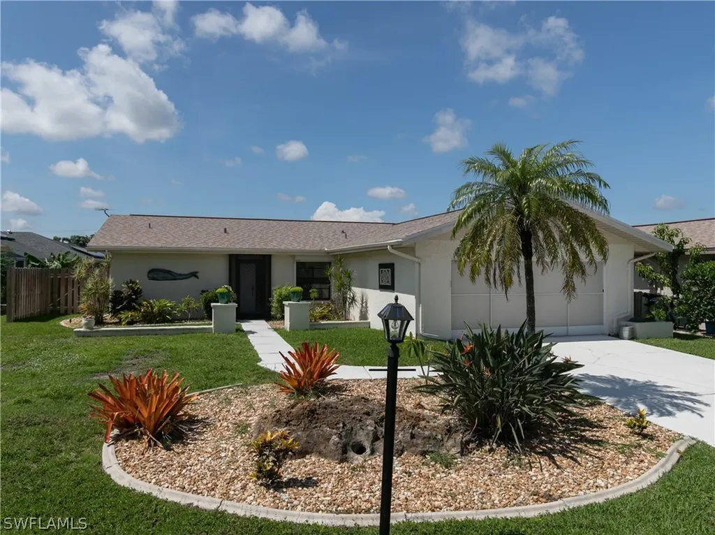 9759 Foxglove Circle Fort Myers FL 33919