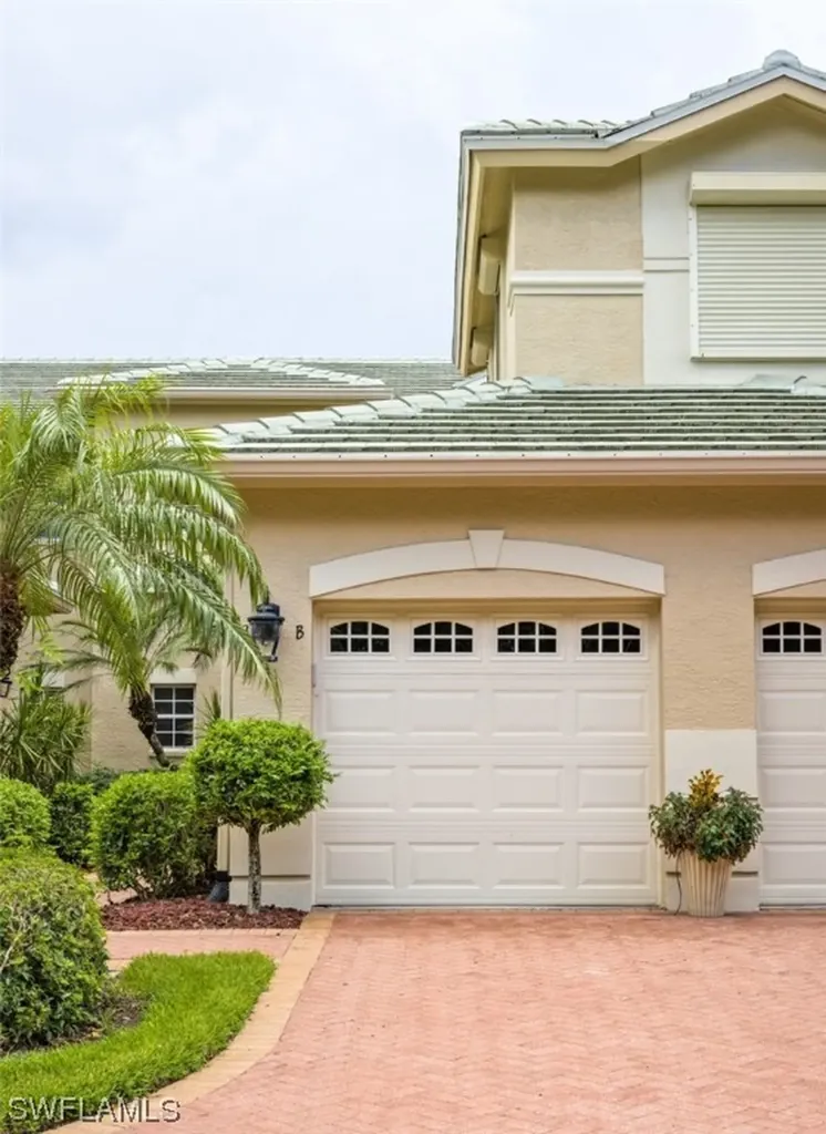 642 Vintage Reserve Circle Naples FL 34119