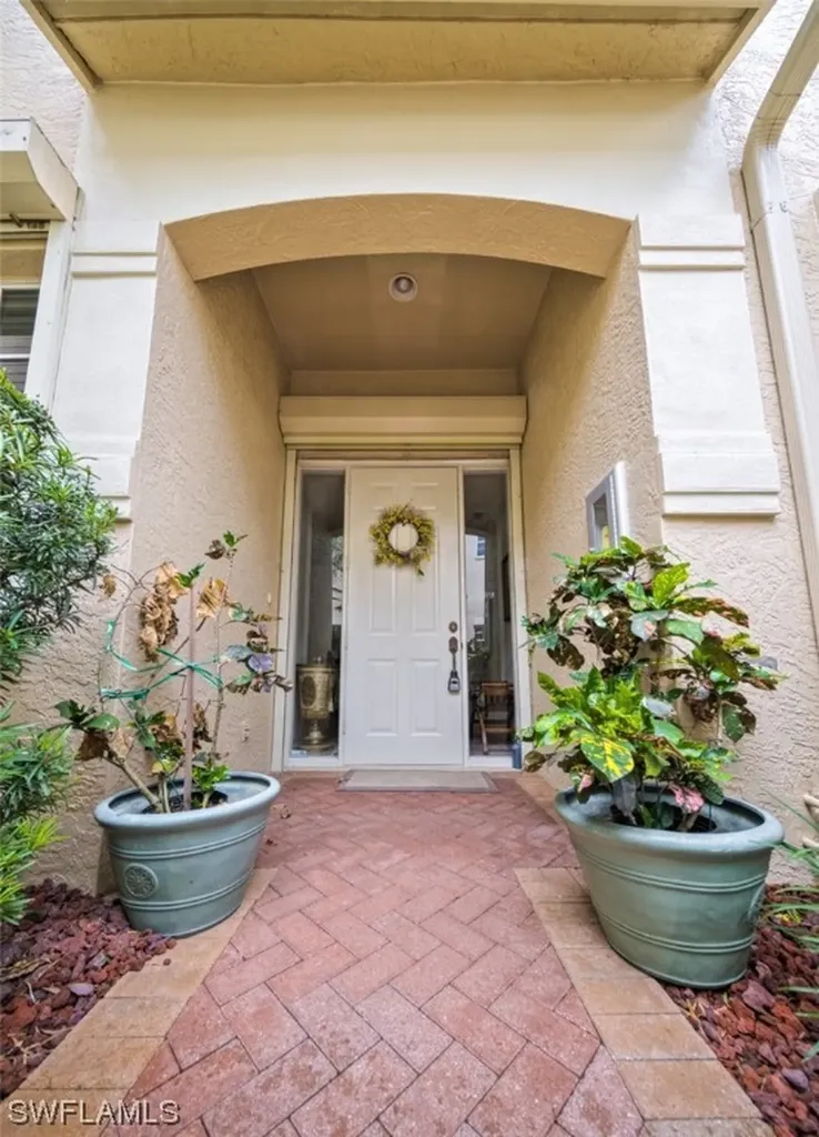 642 Vintage Reserve Circle Naples FL 34119