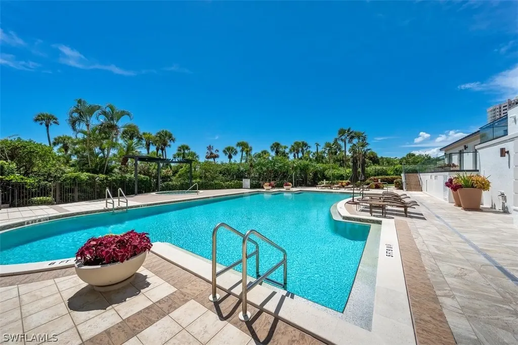 8111 Bay Colony Drive Naples FL 34108