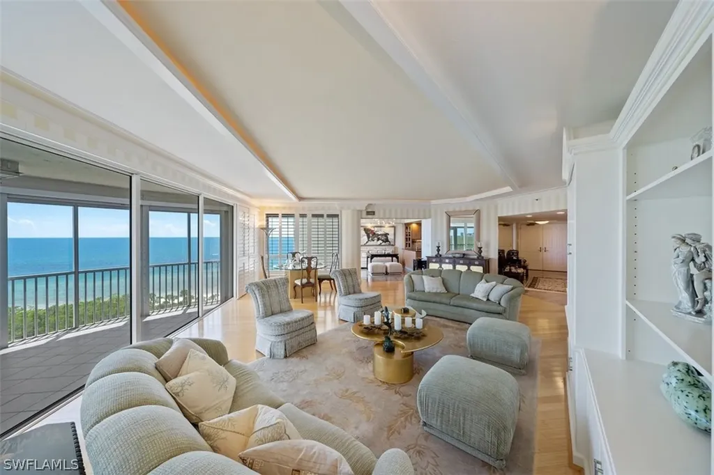 8111 Bay Colony Drive Naples FL 34108