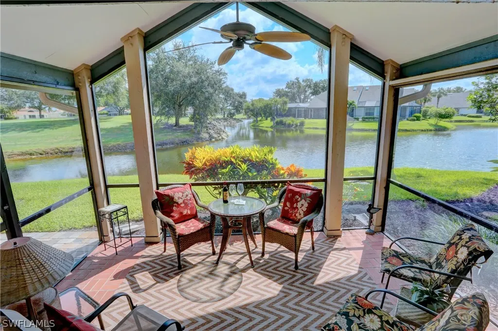 Naples FL, 40 Water Oaks Way, Unit 6-20