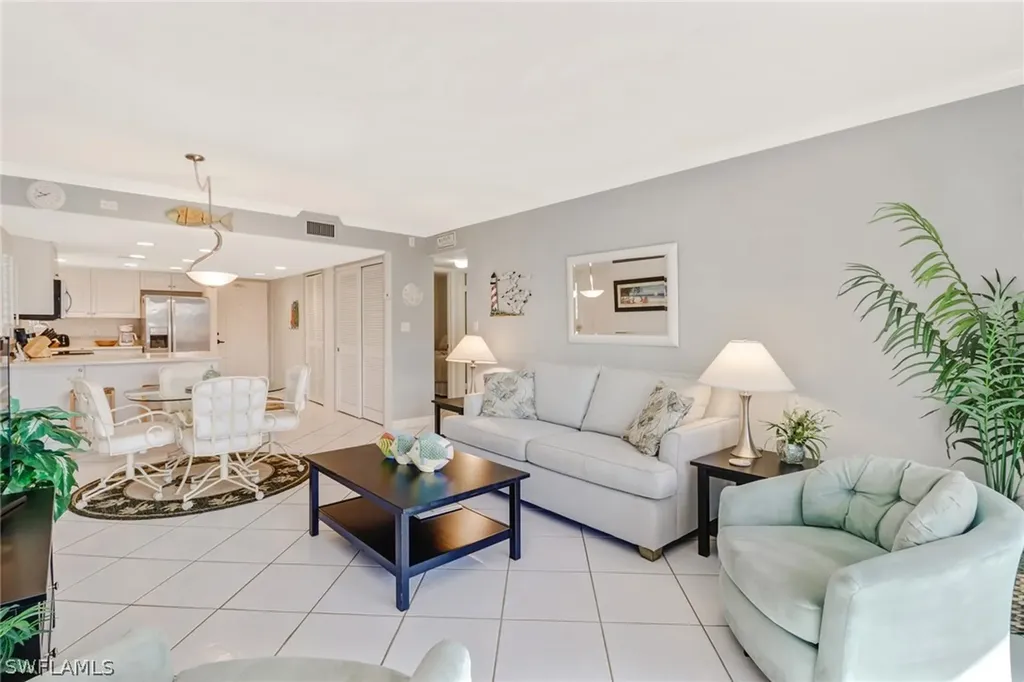671 E Gulf Drive Sanibel FL 33957
