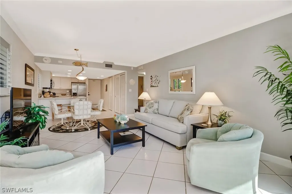 671 E Gulf Drive Sanibel FL 33957