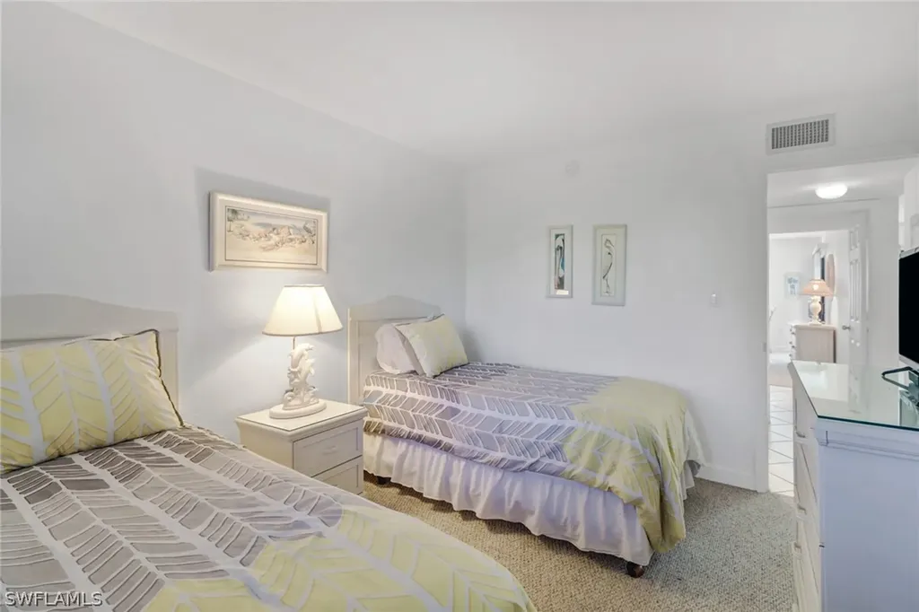 671 E Gulf Drive Sanibel FL 33957