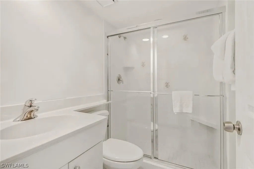 671 E Gulf Drive Sanibel FL 33957