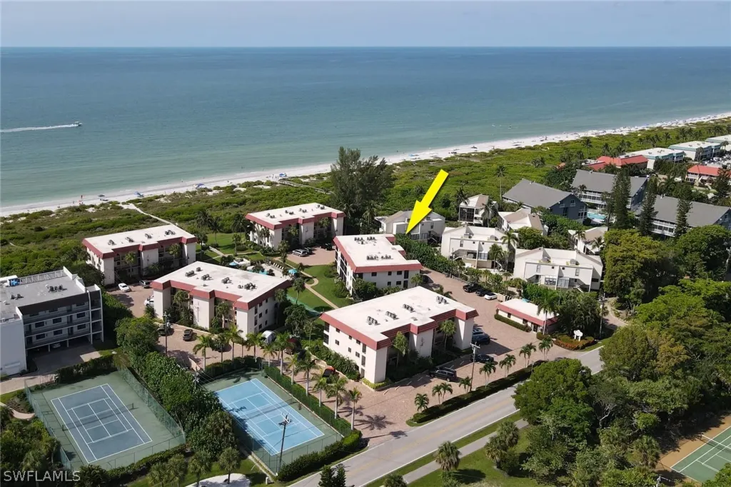 671 E Gulf Drive Sanibel FL 33957