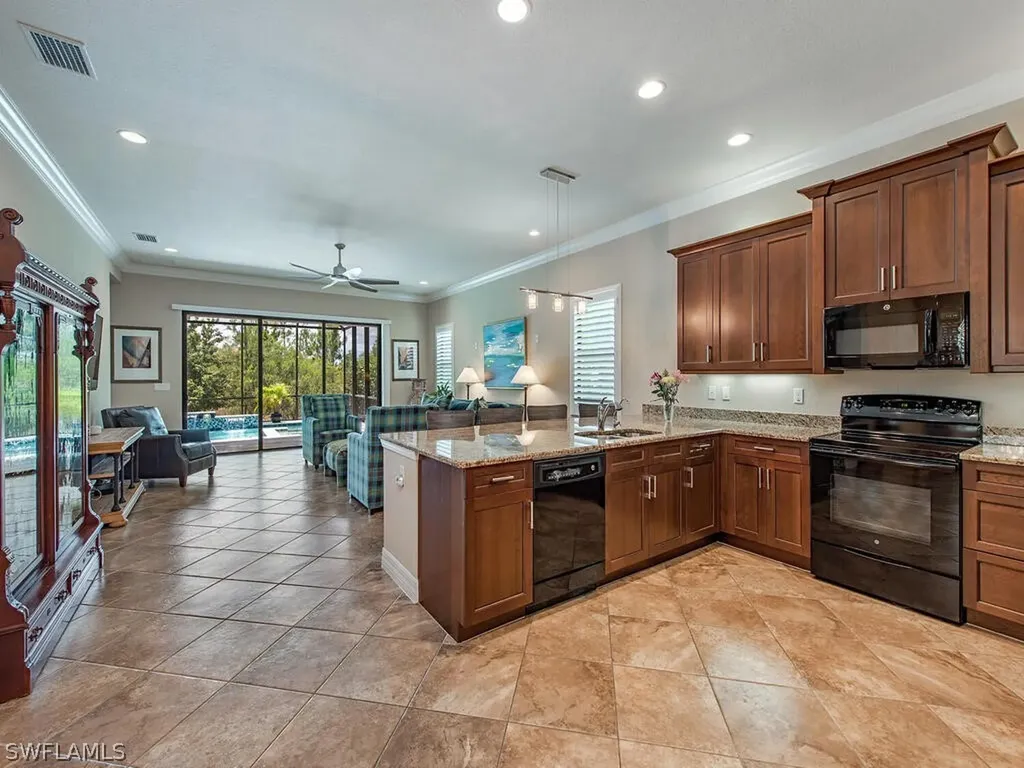 3426 Tigris Lane Naples FL 34119