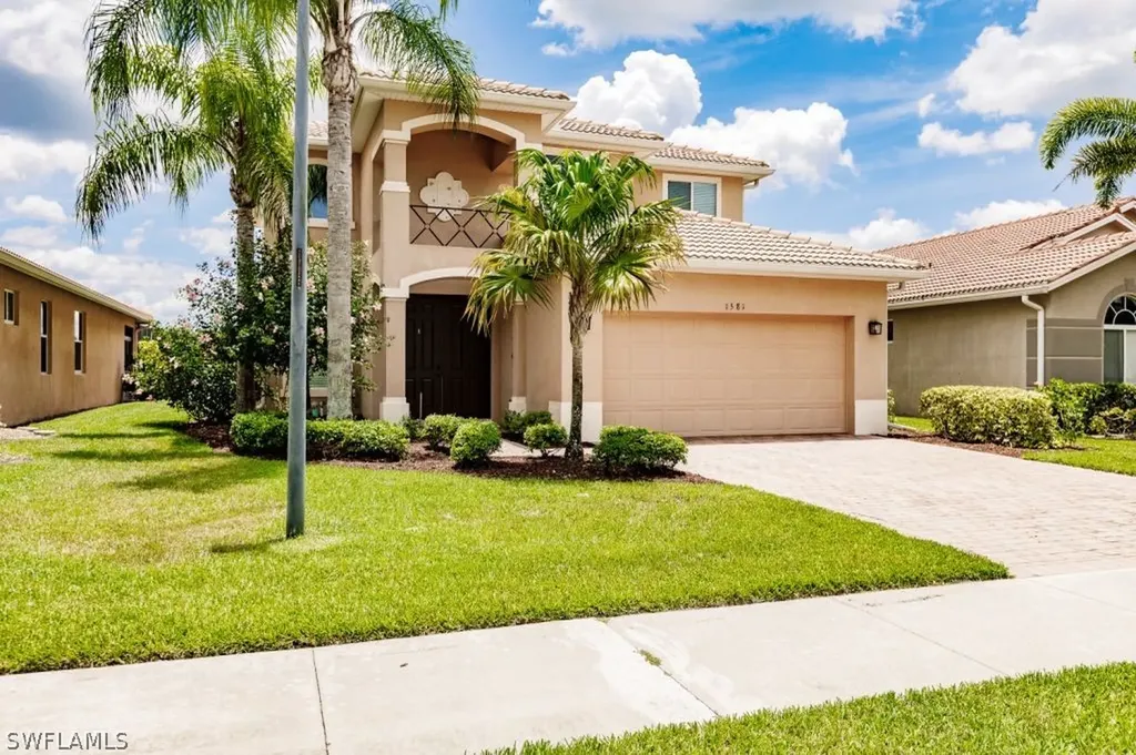 1581 Birdie Drive Naples FL 34120