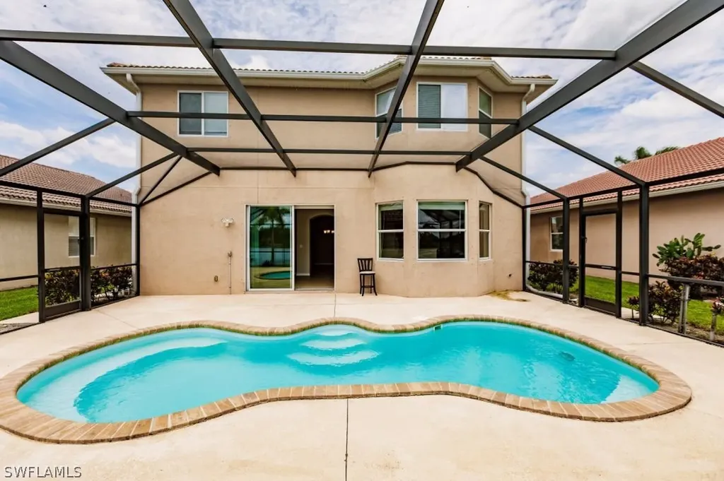 1581 Birdie Drive Naples FL 34120