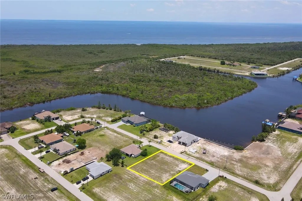 4628 NW 34th Terrace Cape Coral FL 33993