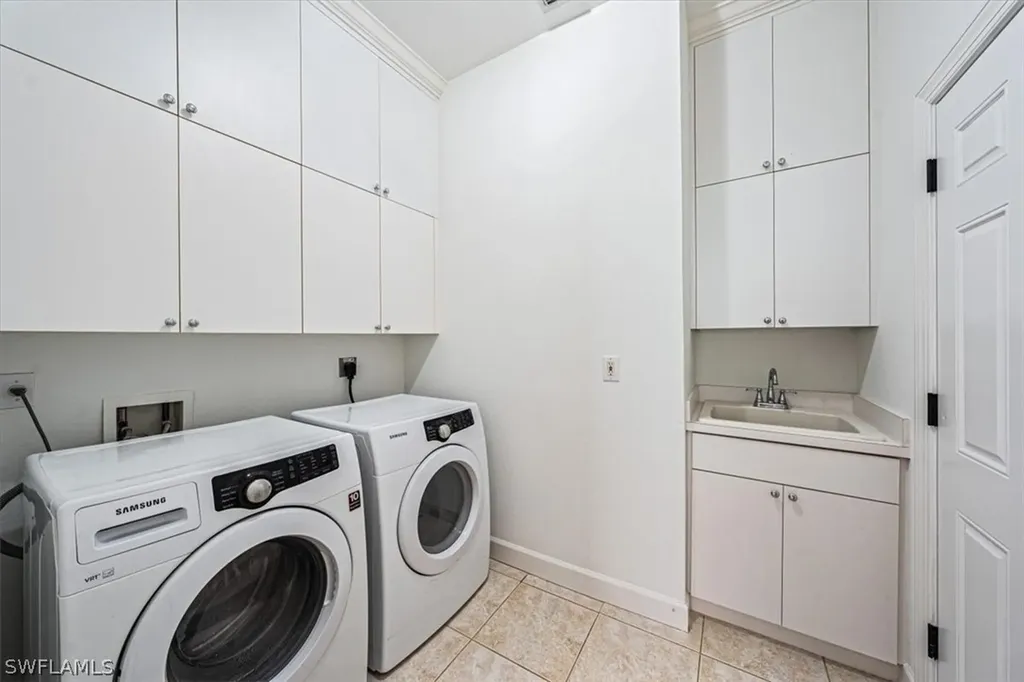 8909 Dartmoor Way Fort Myers FL 33908