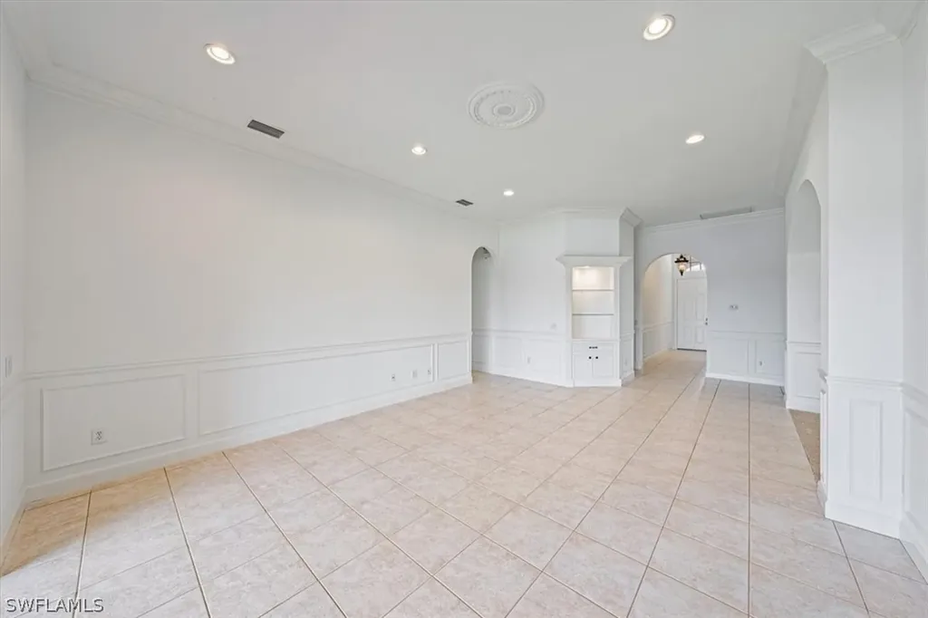 8909 Dartmoor Way Fort Myers FL 33908
