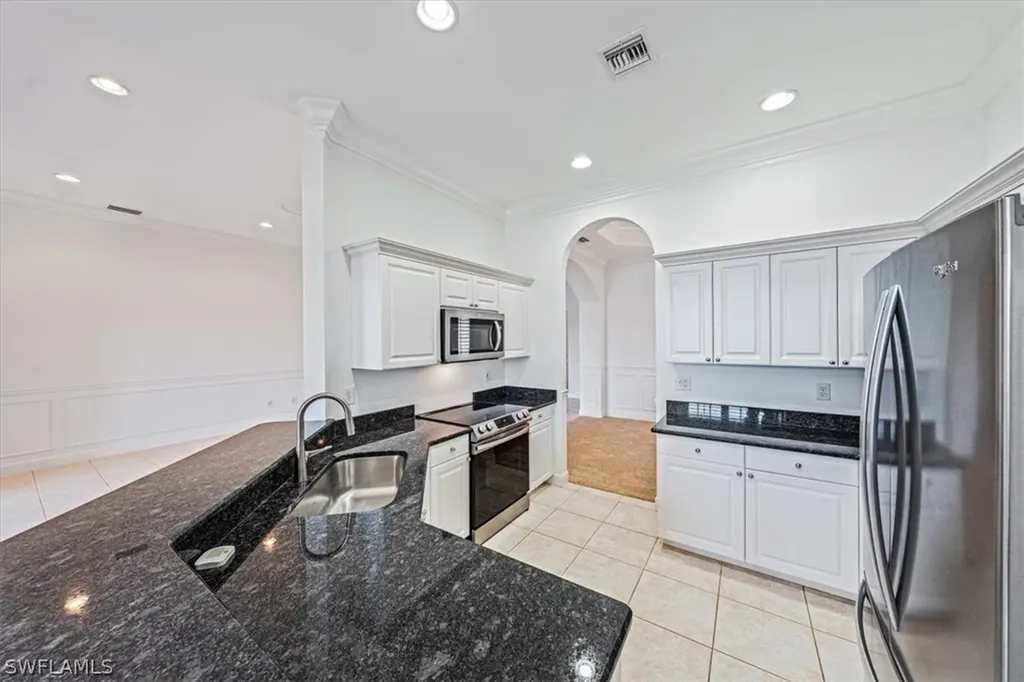 8909 Dartmoor Way Fort Myers FL 33908