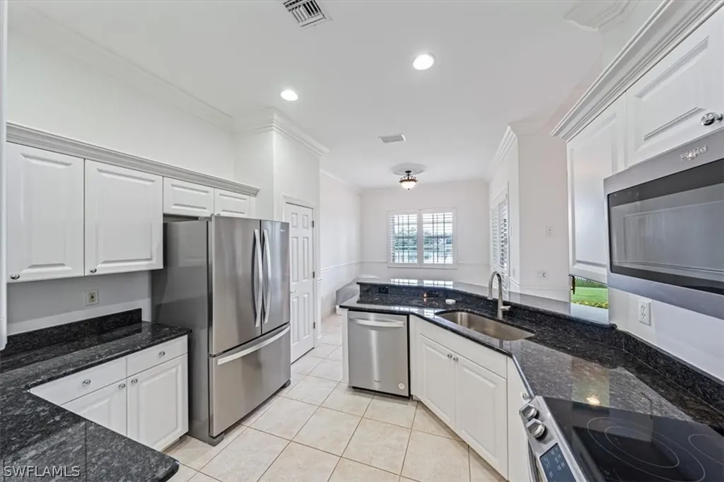 8909 Dartmoor Way Fort Myers FL 33908