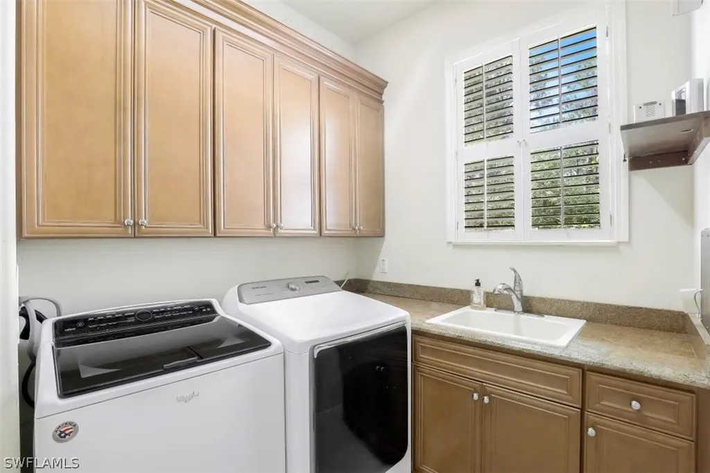 3660 7th Avenue NW Naples FL 34120