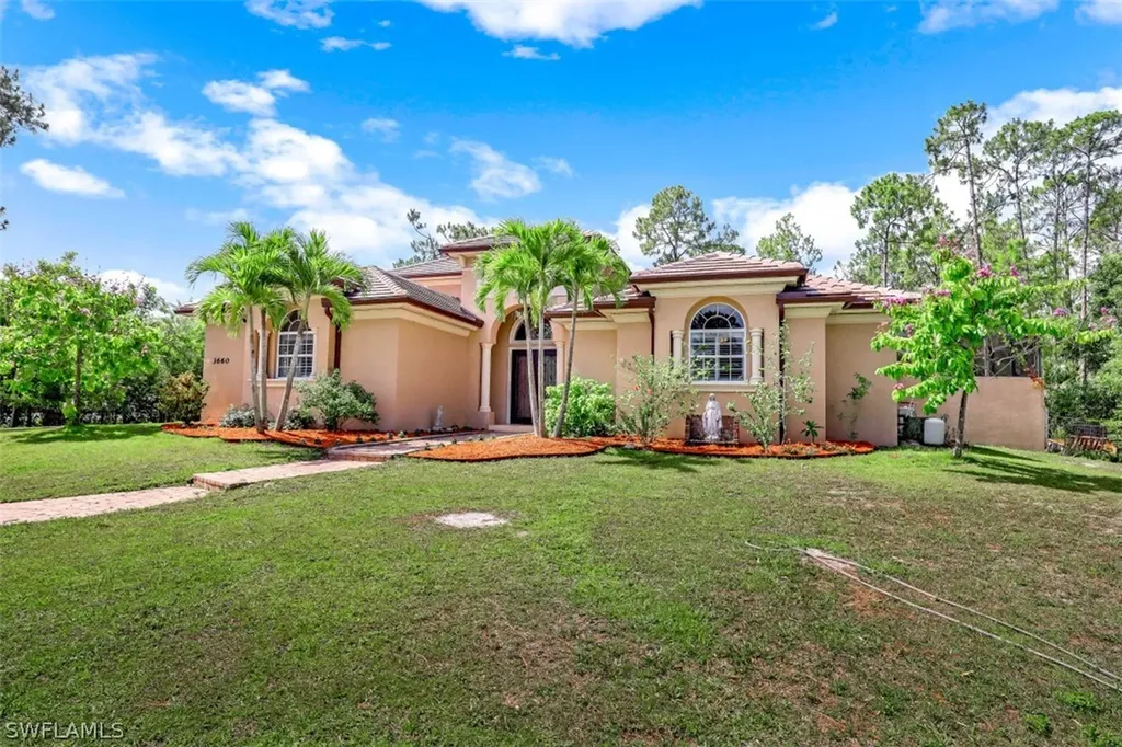 3660 7th Avenue NW Naples FL 34120