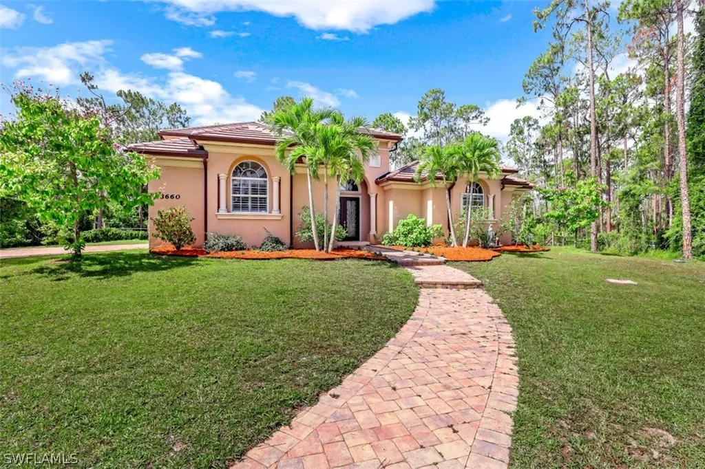 3660 7th Avenue NW Naples FL 34120