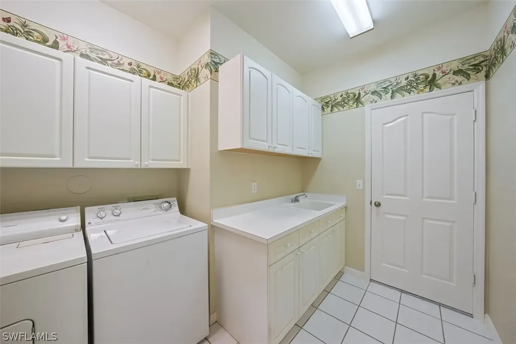 156 Napa Ridge Way Naples FL 34119