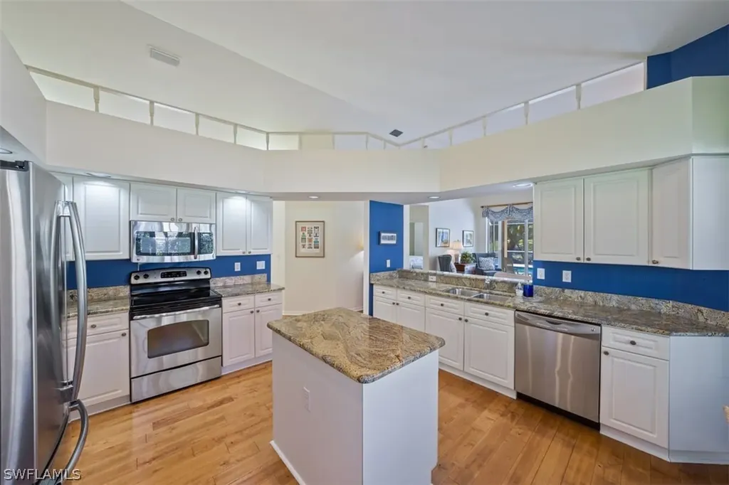 156 Napa Ridge Way Naples FL 34119
