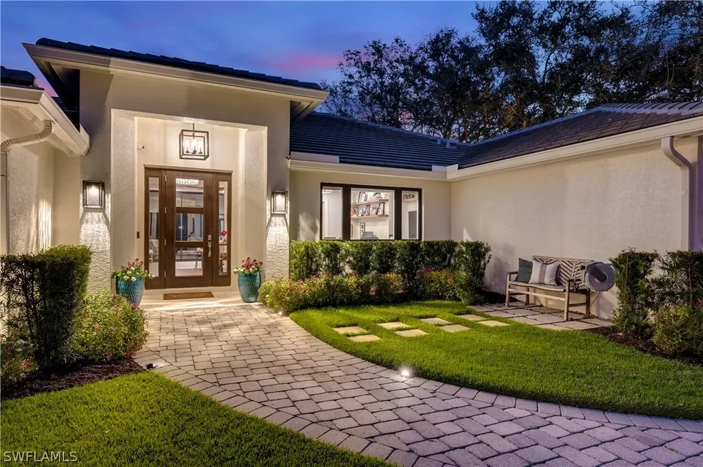 1810 Medea Court Naples FL 34109