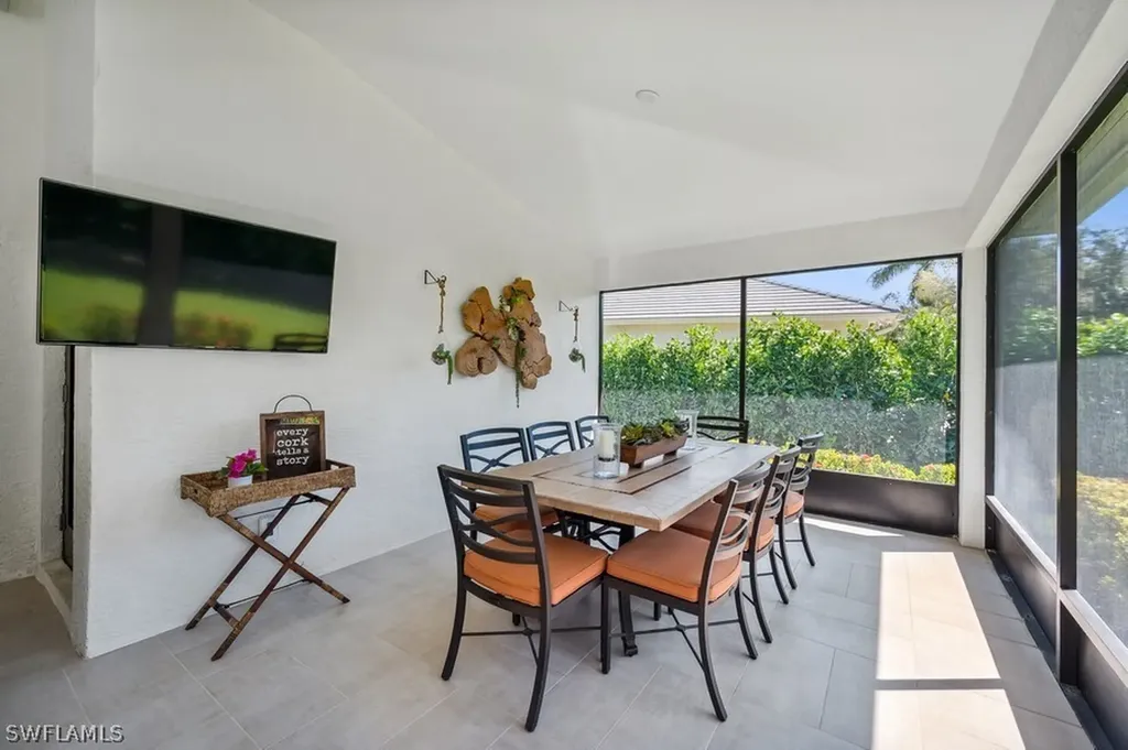 1810 Medea Court Naples FL 34109