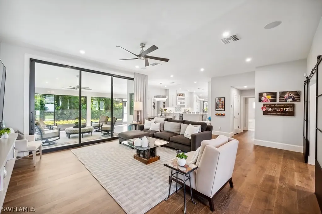 1810 Medea Court Naples FL 34109