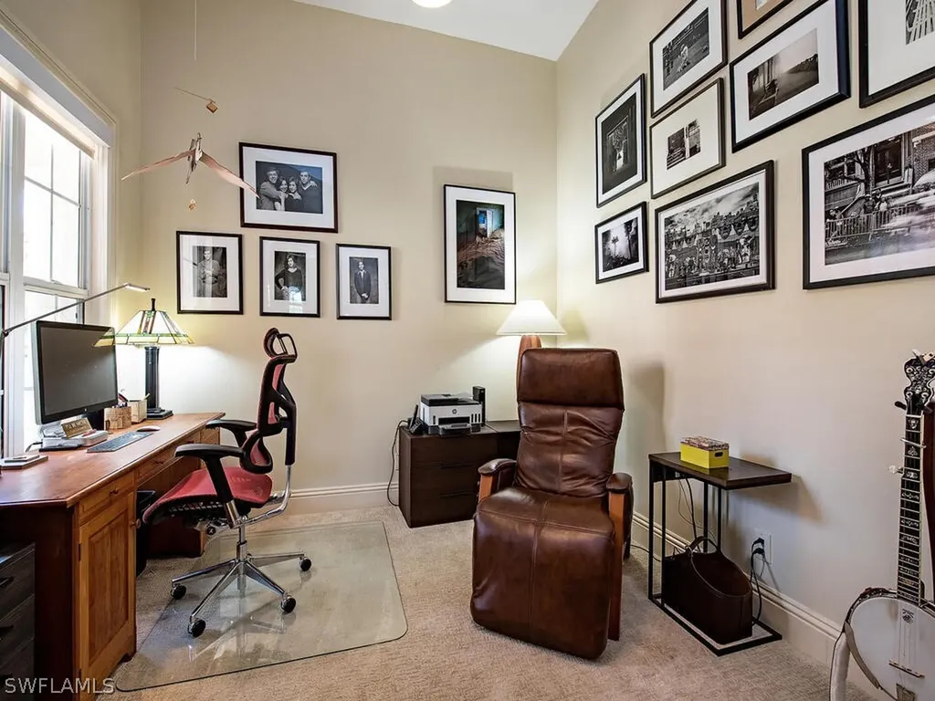 2614 L'ermitage Lane Naples FL 34105