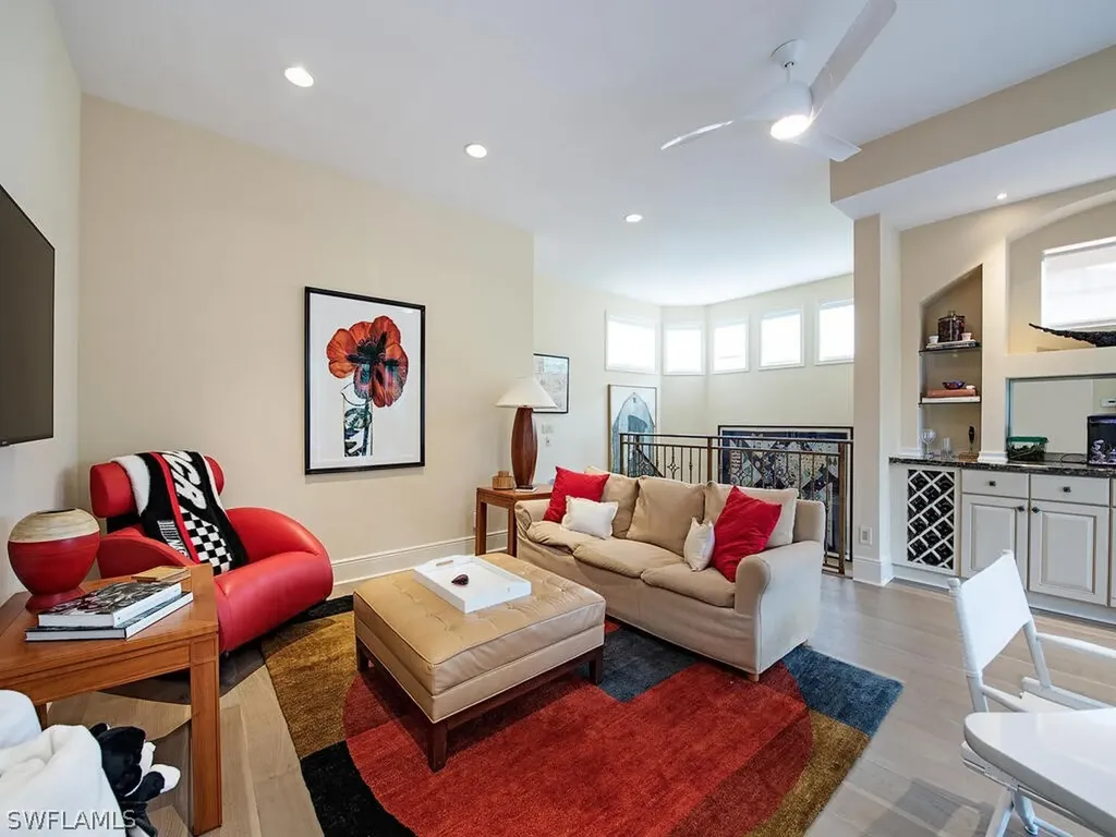 2614 L'ermitage Lane Naples FL 34105
