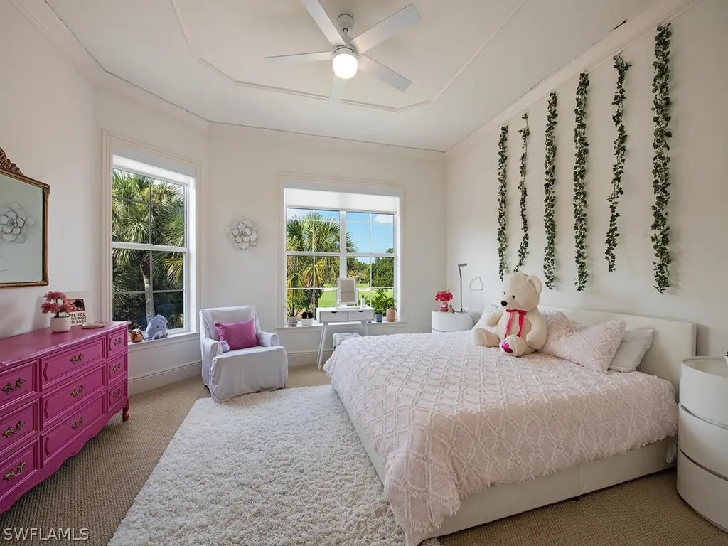 2614 L'ermitage Lane Naples FL 34105