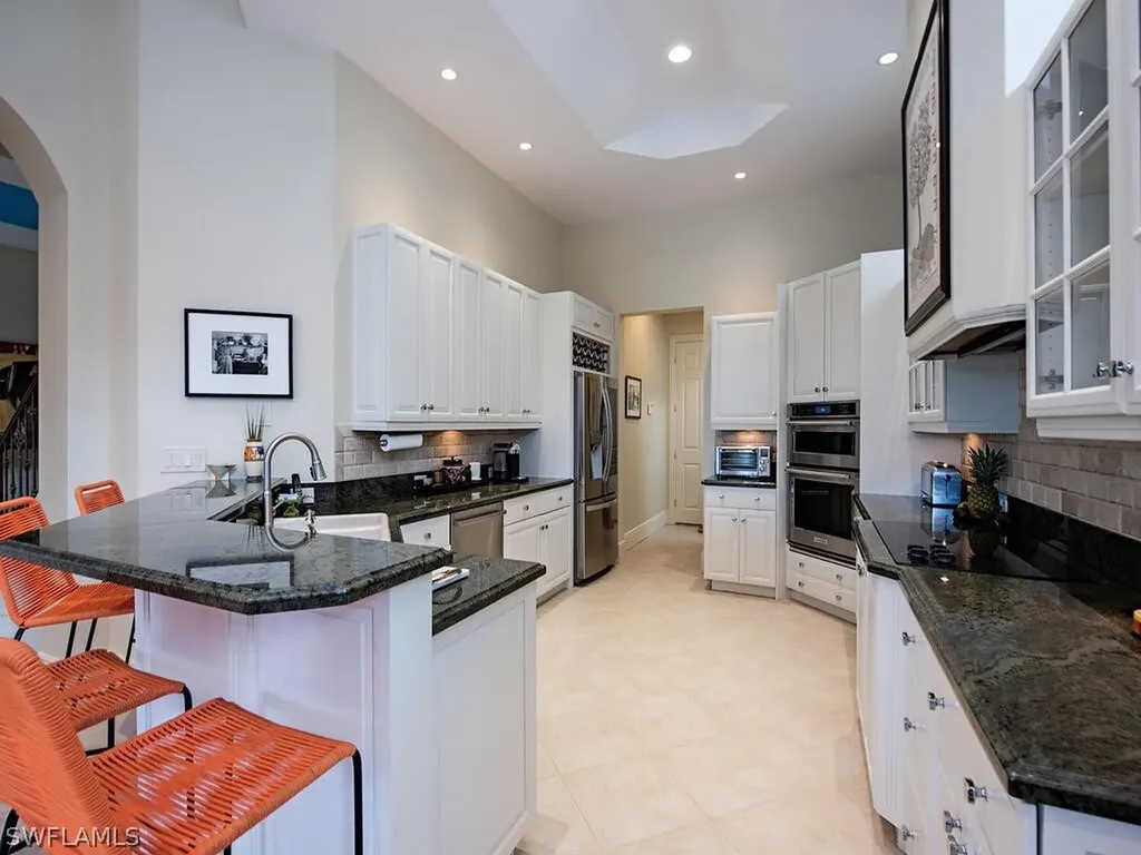 2614 L'ermitage Lane Naples FL 34105