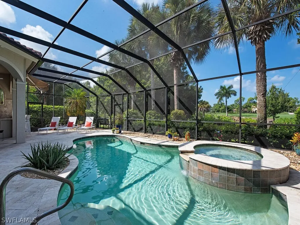 2614 L'ermitage Lane Naples FL 34105