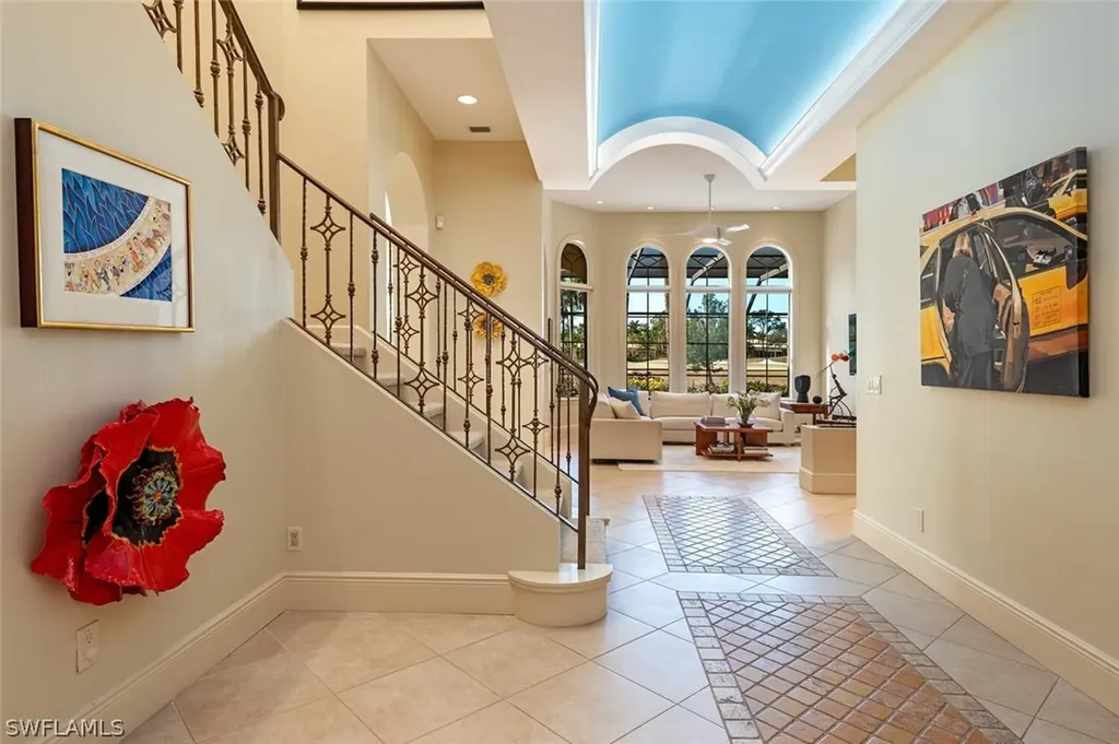 2614 L'ermitage Lane Naples FL 34105
