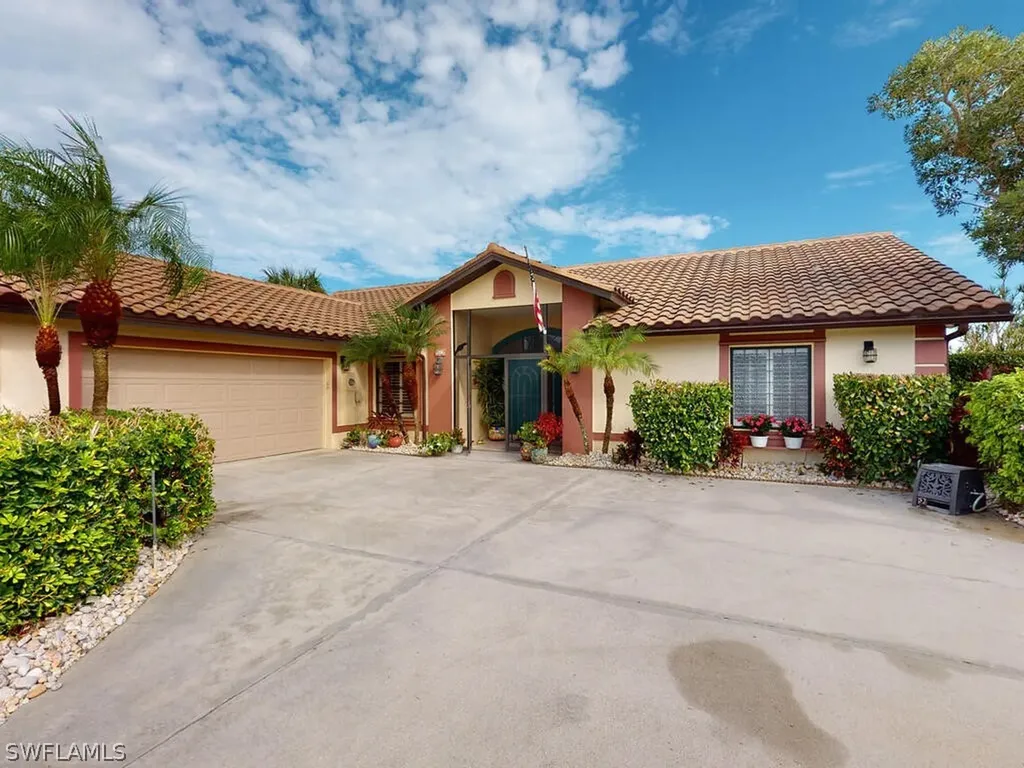 107 Newport Cay Naples FL 34114