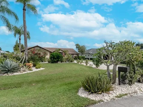 107 Newport Cay Naples FL 34114