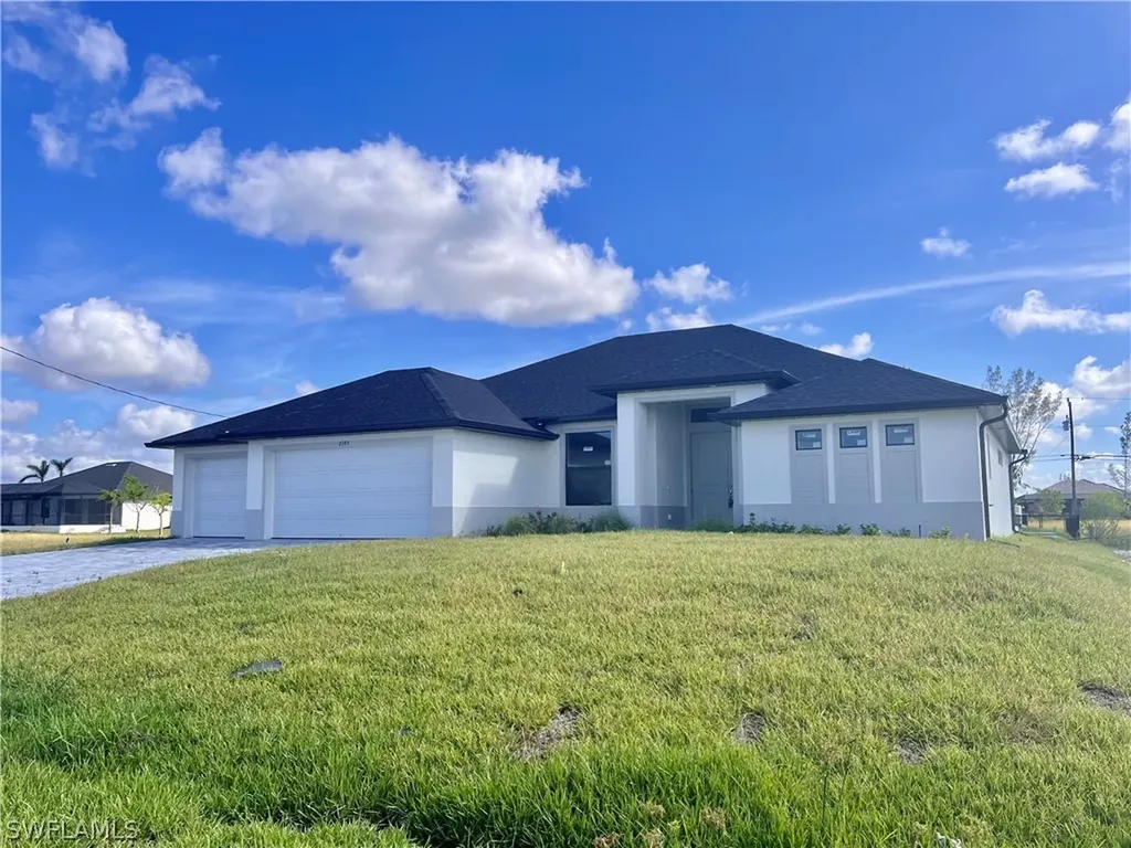 2345 NW 38th Place Cape Coral FL 33993