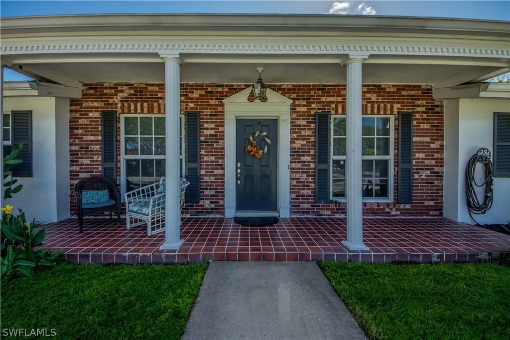 5027 Fairfield Drive Fort Myers FL 33919